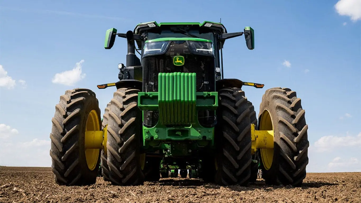 John Deere 8R 280 tractor studio image