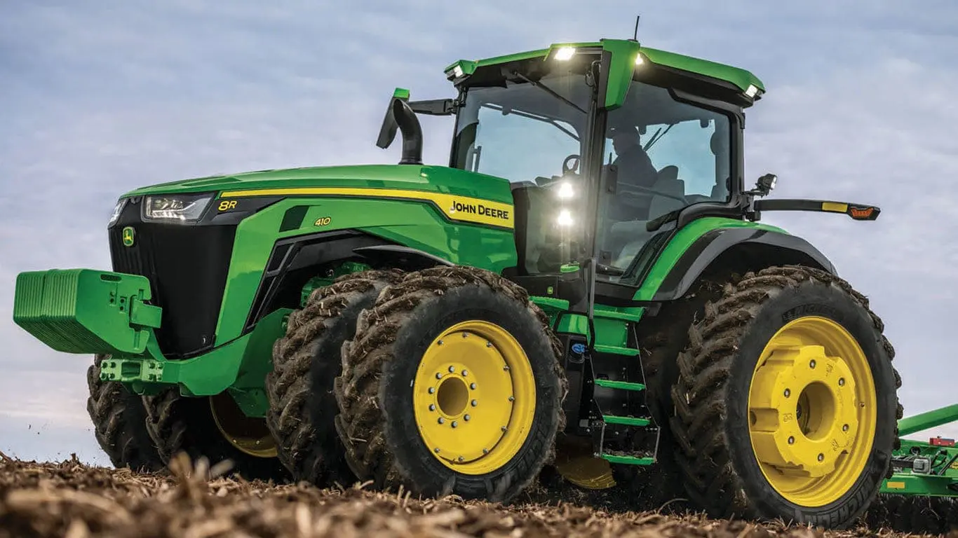 John Deere 8R 410 tractor studio image