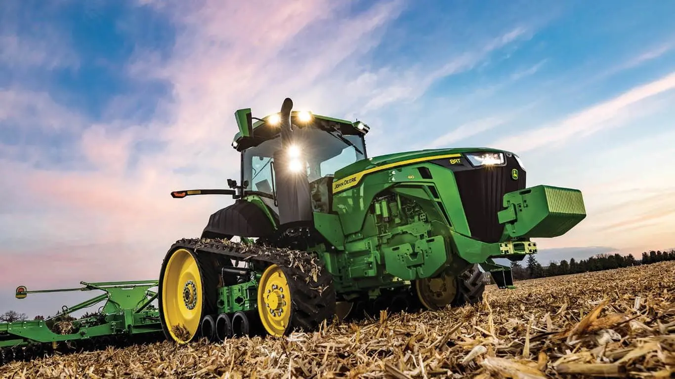 John Deere 8RT 410 tractor studio image