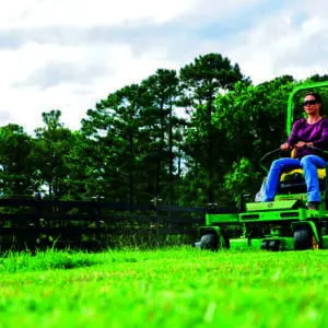 Z720E ZTrak™ Zero Turn Mower | TriGreen Equipment