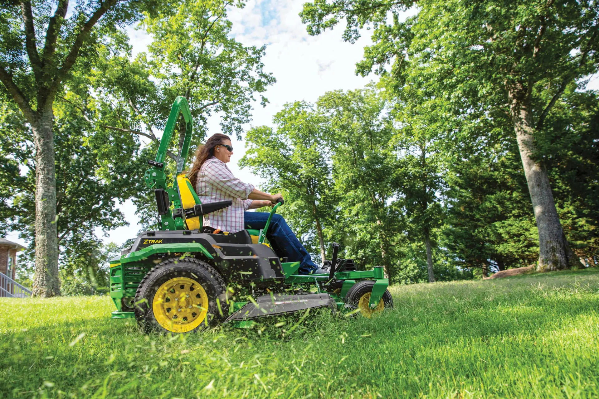 Z530R ZTrak™ Zero Turn Mower | Zero Turn Mower | TriGreen Equipment