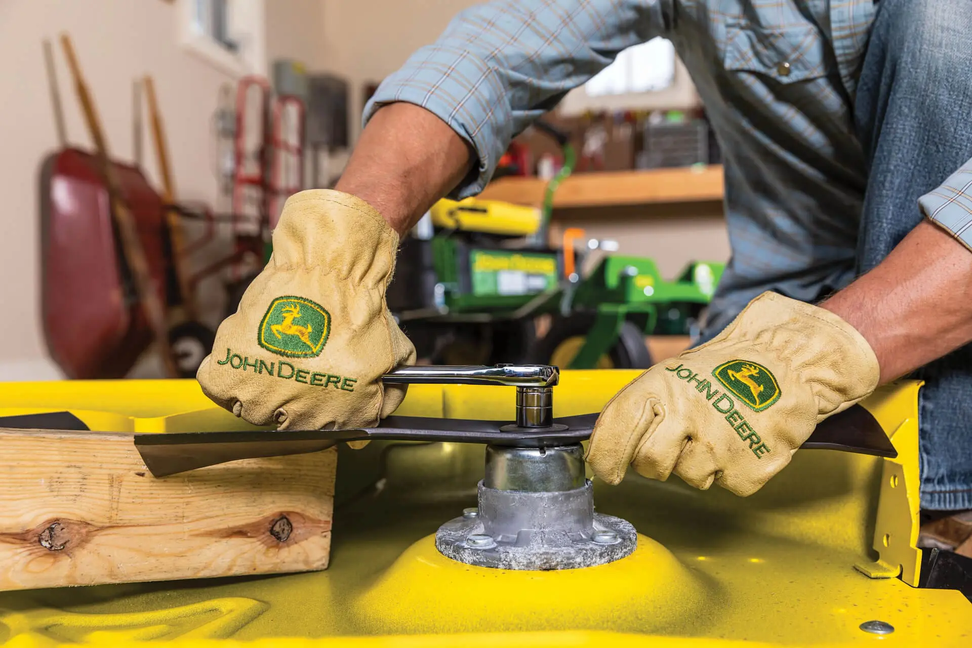 Effective Techniques to Sharpen Lawn Mower Blades