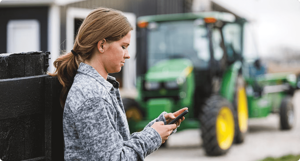 Tractor owner using John Deere Property Center.